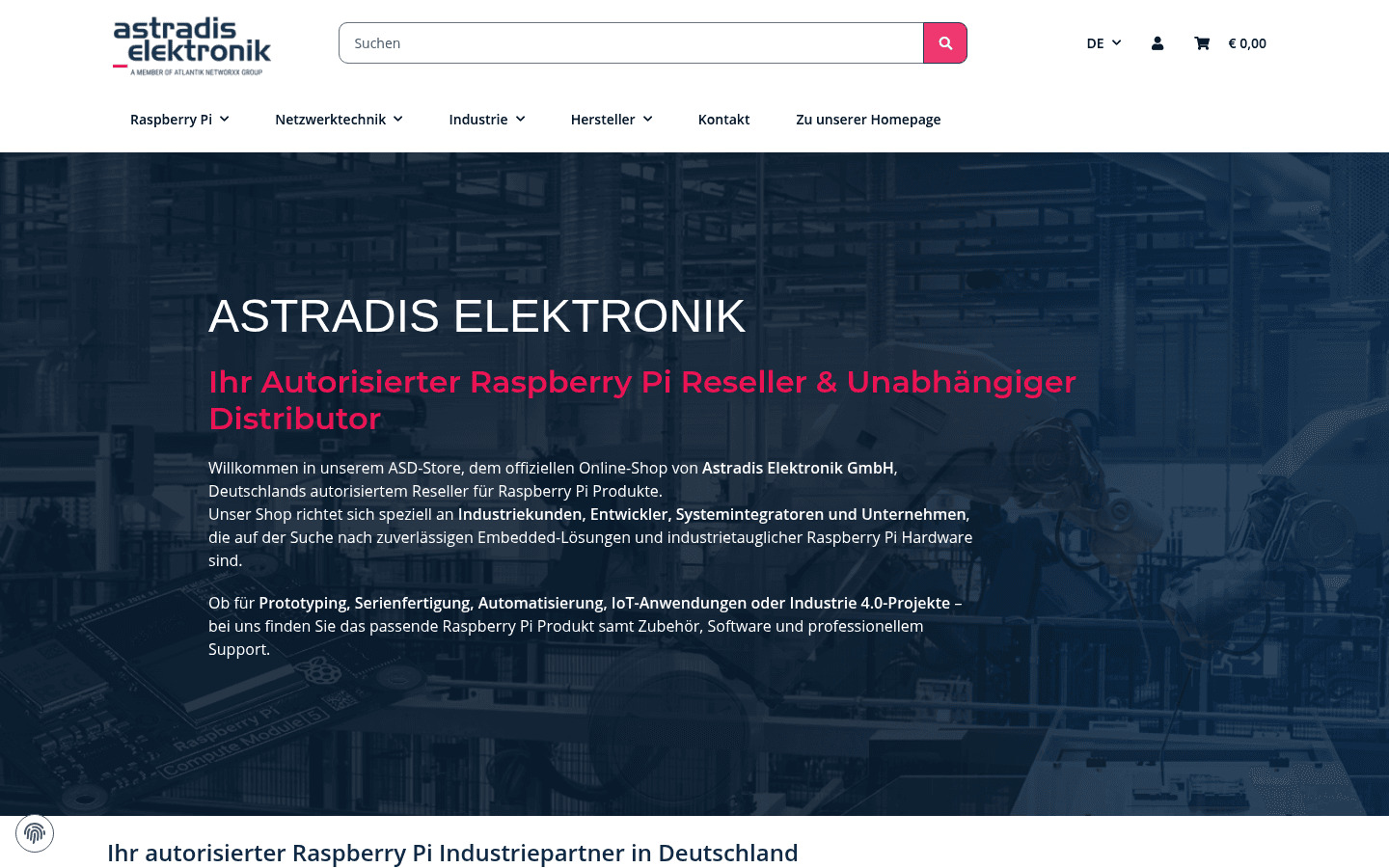 Startseite mit industriellem Hero-Bild und Headline ASTRADIS ELEKTRONIK, Autorisierter Raspberry Pi Reseller